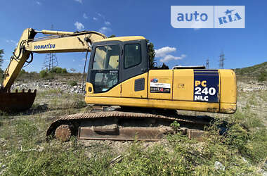Гусеничный экскаватор Komatsu PC 240NLC-8 2005 в 