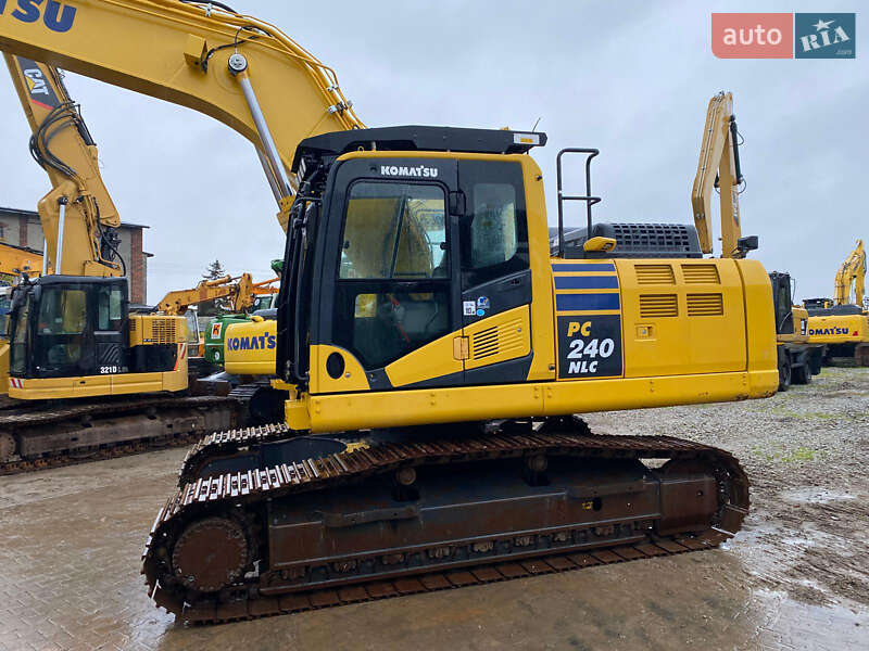 Гусеничний екскаватор Komatsu PC 240NLC-8 2018 в Львові