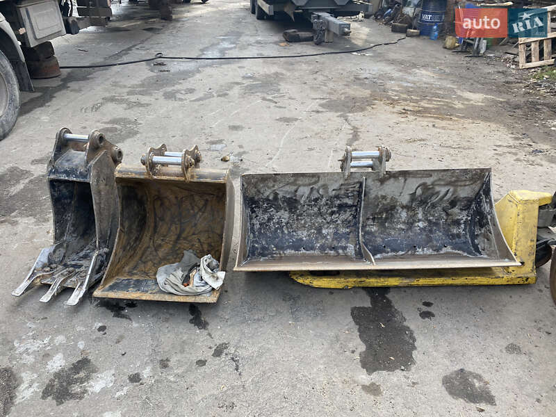 Миниэкскаватор Komatsu PC 35MR 2013 в Хмельницком фото 14 Миниэкскаватор Komatsu PC 35MR 2013 в Хмельницком