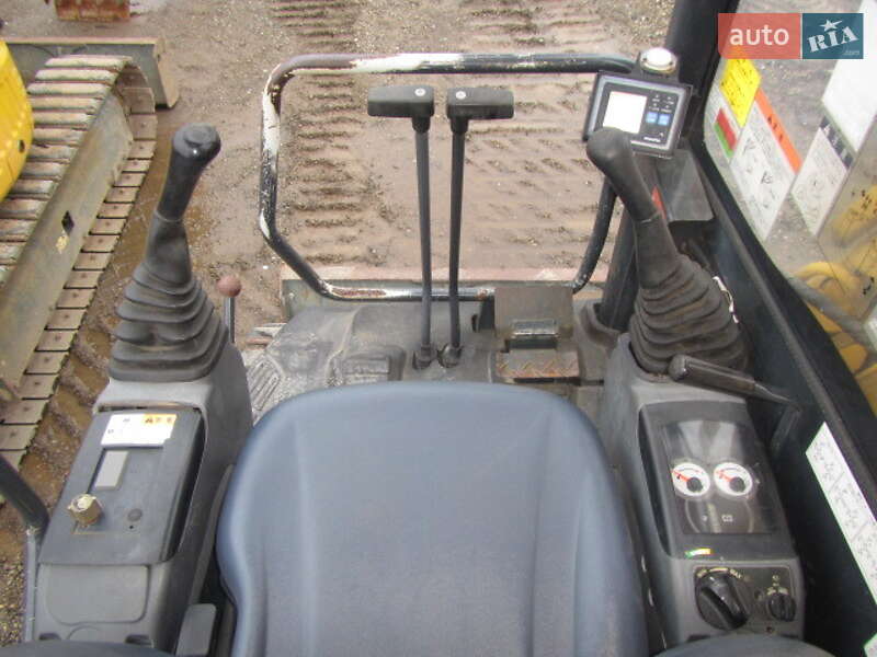 Гусеничний екскаватор Komatsu PC 38UU-1 2012 в Одесі