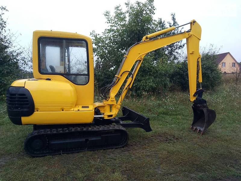 Миниэкскаватор Komatsu PC 2003 в Ровно