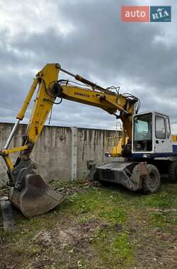 Екскаватор навантажувач Komatsu PW 1996 в Коломиї