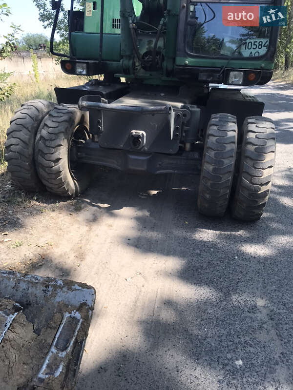 Колесный экскаватор Komatsu PW 2004 в Кривом Роге фото 6 Колесный экскаватор Komatsu PW 2004 в Кривом Роге