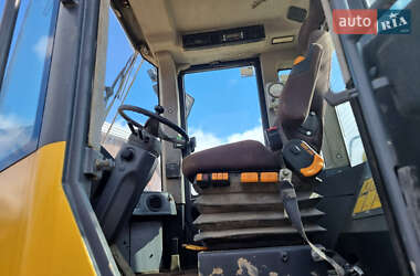 Фронтальный погрузчик Komatsu WA 470 2010 в 