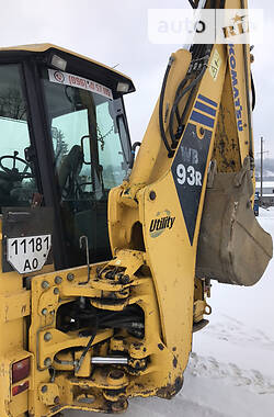 Экскаватор погрузчик Komatsu WB 2005 в Хусте