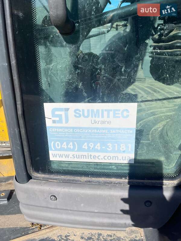 Экскаватор погрузчик Komatsu WB 2020 в Киеве