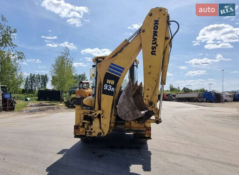 Экскаватор погрузчик Komatsu WB 2008 в Николаеве