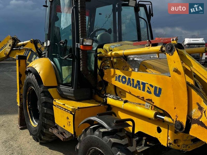 Екскаватор навантажувач Komatsu WB 2007 в Єрках