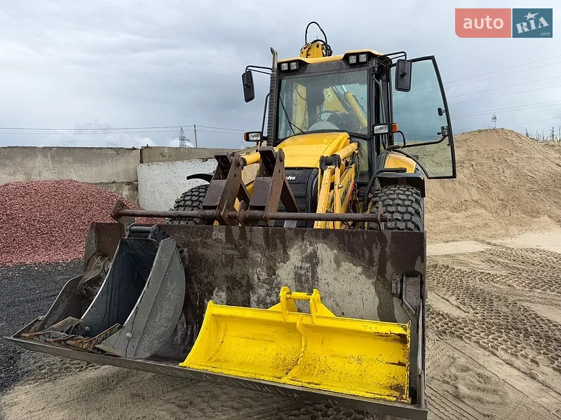 Komatsu WB 2006