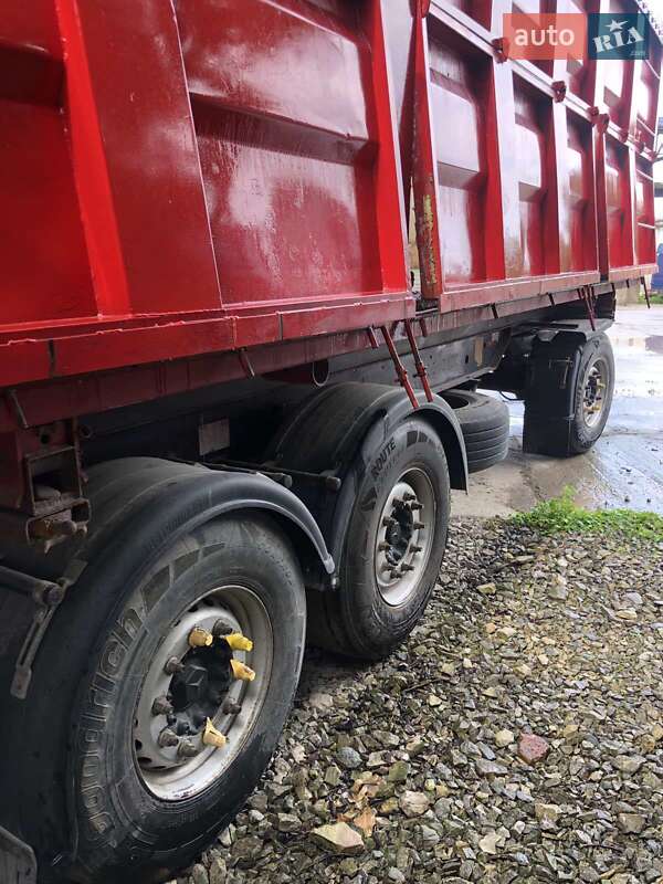 Контейнеровоз Krone AZW 2005 в Каменец-Подольском