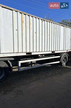 Контейнеровоз Krone BDF 2000 в Сараті фото Контейнеровоз Krone BDF 2000 в Сараті