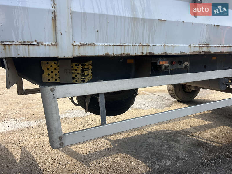 Контейнеровоз Krone BDF 2002 в Кременчуге