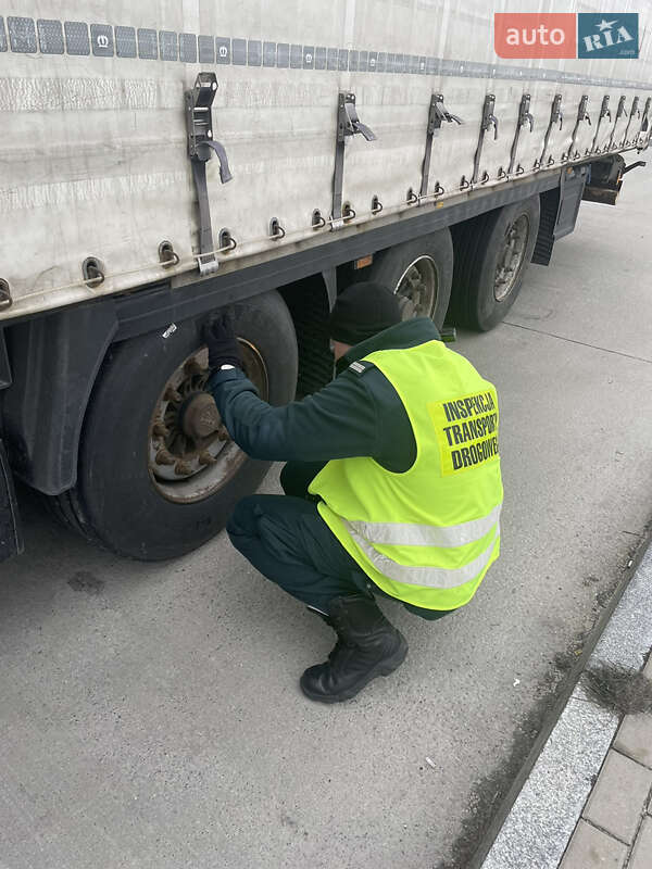 Тентованный борт (штора) - полуприцеп Krone BPW 2015 в Иршаве