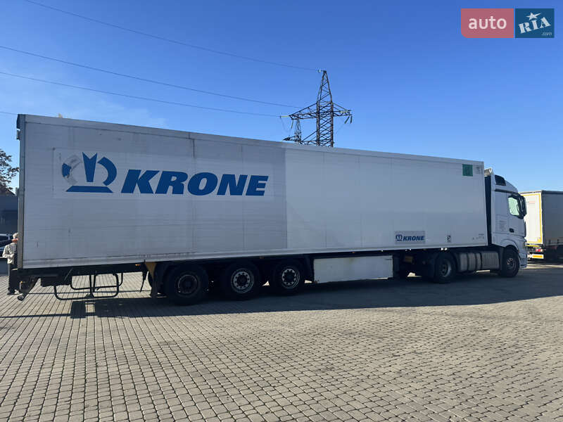 Ізотермічна будка Krone BPW 2012 в Мукачевому