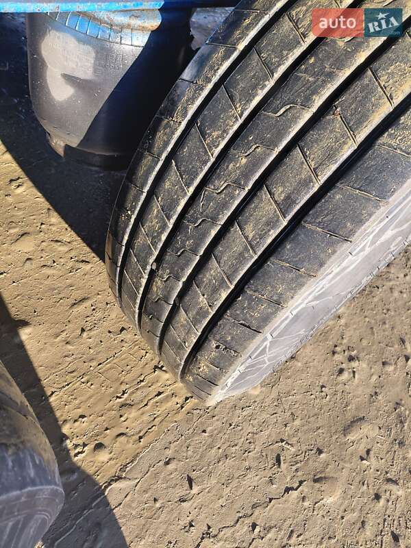 Тентованный борт (штора) - полуприцеп Krone BPW 2010 в Калуше фото 11 Тентованный борт (штора) - полуприцеп Krone BPW 2010 в Калуше