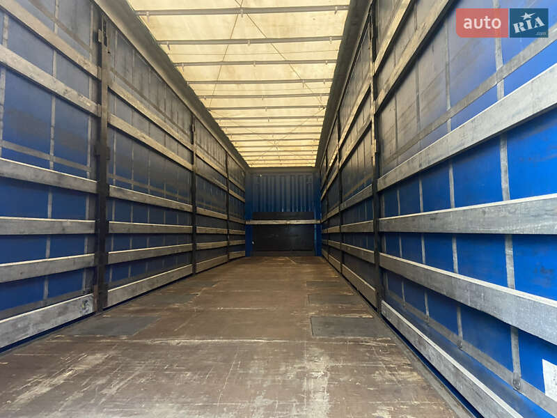 Тентованный борт (штора) - полуприцеп Krone Mega 2012 в Бучаче