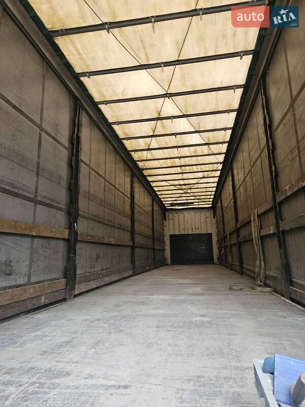 Тентований борт (штора) - напівпричіп Krone Profi Liner 2011 в Івано-Франківську