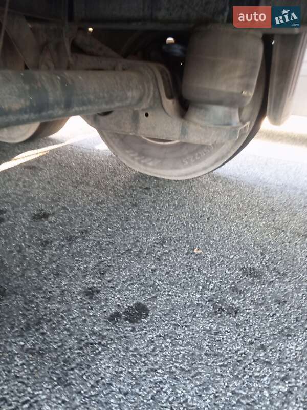 Тентованный борт (штора) - полуприцеп Krone Profi Liner 2009 в Ужгороде