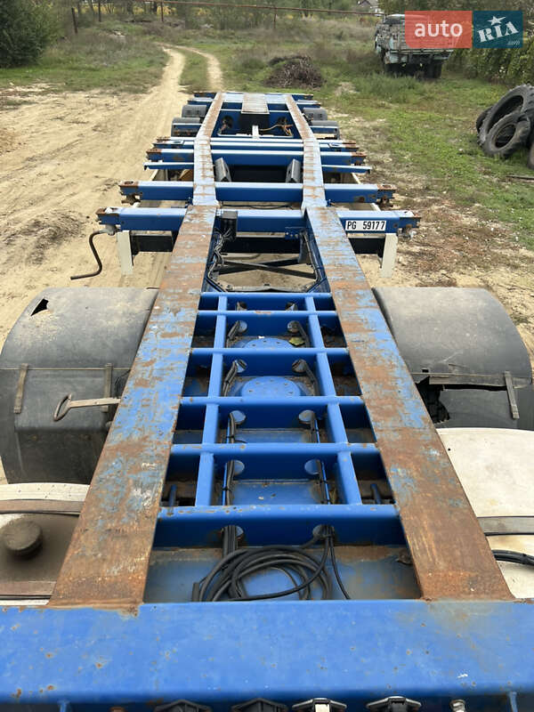 Контейнеровоз напівпричіп Krone SAF 2010 в Рені