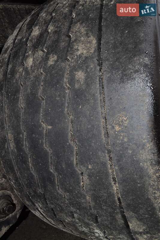 Тентований борт (штора) - напівпричіп Krone SD 27 2010 в Львові