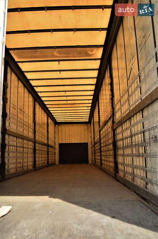 Тентований борт (штора) - напівпричіп Krone SD 27 2010 в Львові