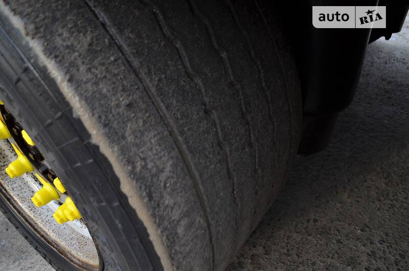 Тентованный борт (штора) - полуприцеп Krone SD 27 2011 в Львове