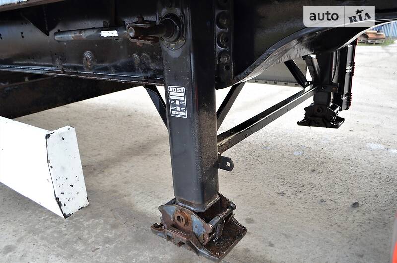 Тентованный борт (штора) - полуприцеп Krone SD 27 2011 в Львове