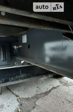 Зерновоз - полуприцеп Krone SD 27 2008 в 