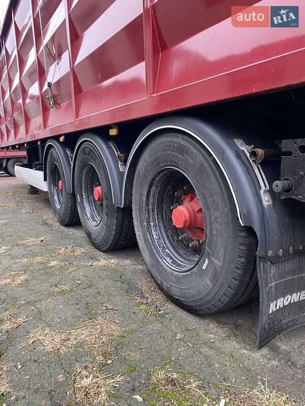 Контейнеровоз Krone SD 27 2008 в Барышевке