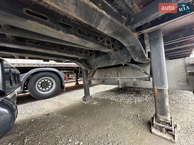 Тентований борт (штора) - напівпричіп Krone SD 27 2013 в Умані фото 2 Тентований борт (штора) - напівпричіп Krone SD 27 2013 в Умані