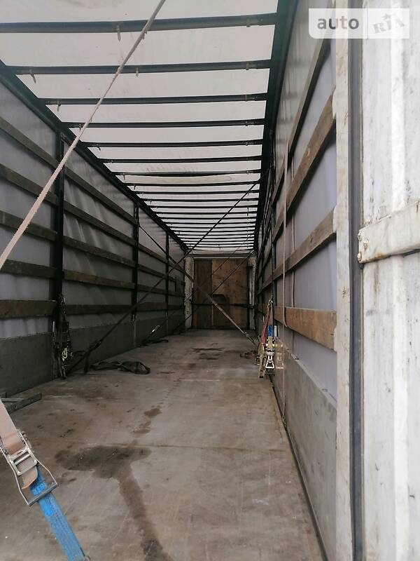 Бортовой полуприцеп Krone SD 2008 в Ратным