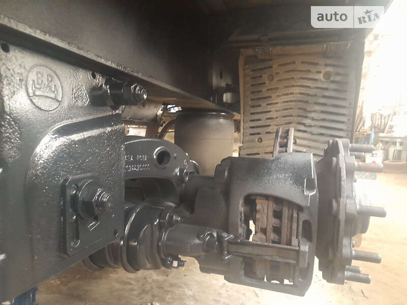 Тентованный борт (штора) - полуприцеп Krone SD 2013 в Львове