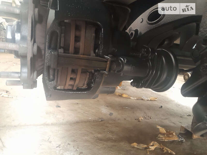 Тентованный борт (штора) - полуприцеп Krone SD 2013 в Львове