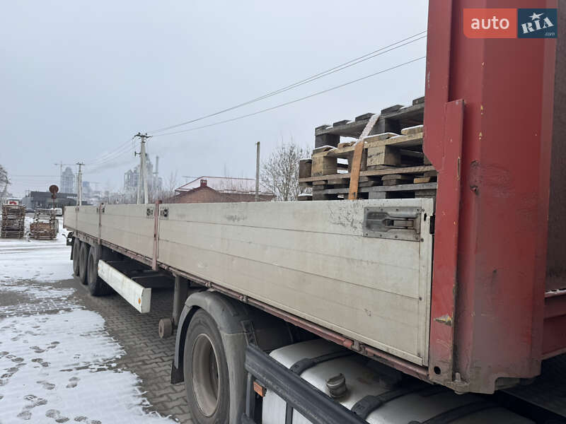 Бортовой полуприцеп Krone SD 2003 в Ивано-Франковске