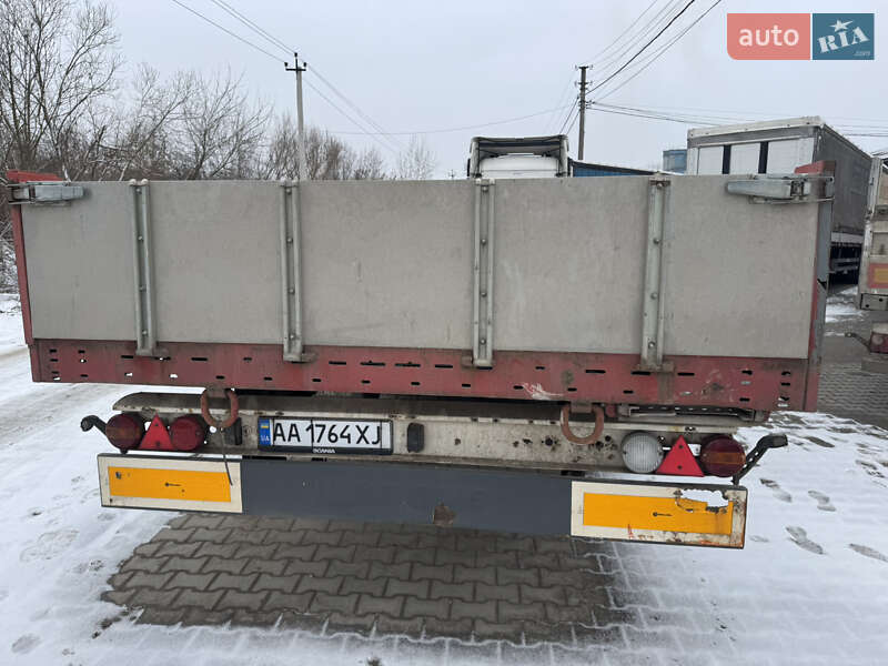 Бортовой полуприцеп Krone SD 2003 в Ивано-Франковске