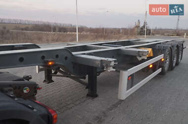 Контейнеровоз Krone SD 2011 в 