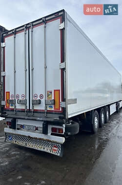 Изотермическая будка Krone SD 2011 в 