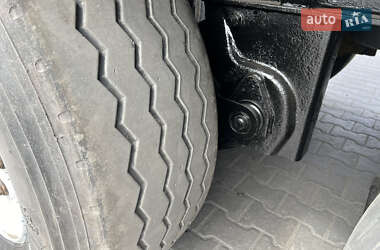 Тентований борт (штора) - напівпричіп Krone SD 2012 в Луцьку