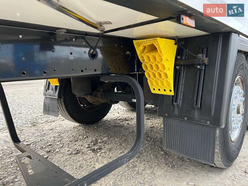 Рефрижератор полуприцеп Krone SD 2016 в Черновцах