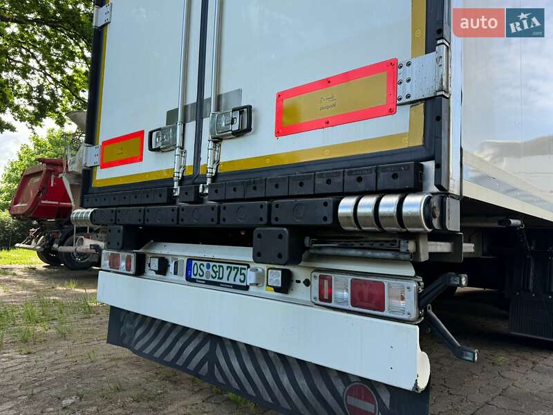 Рефрижератор напівпричіп Krone SD 2021 в Дніпрі