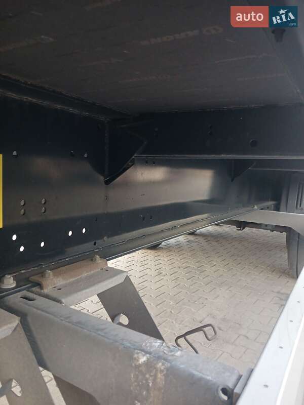 Тентованный борт (штора) - полуприцеп Krone SD 2019 в Львове