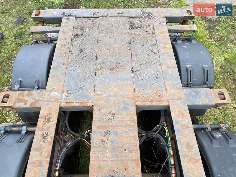 Контейнеровоз напівпричіп Krone SD 2008 в Житомирі