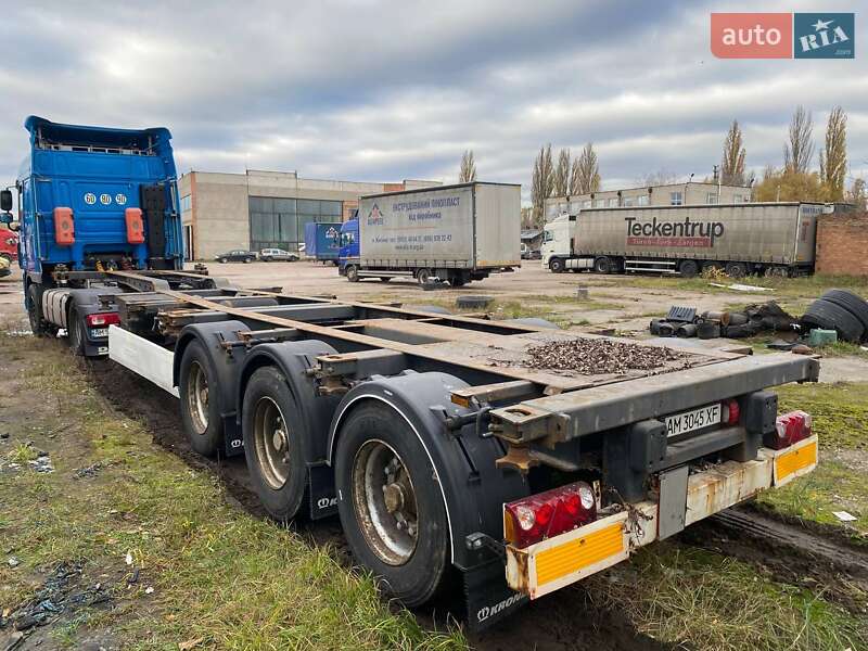 Контейнеровоз напівпричіп Krone SD 2008 в Житомирі