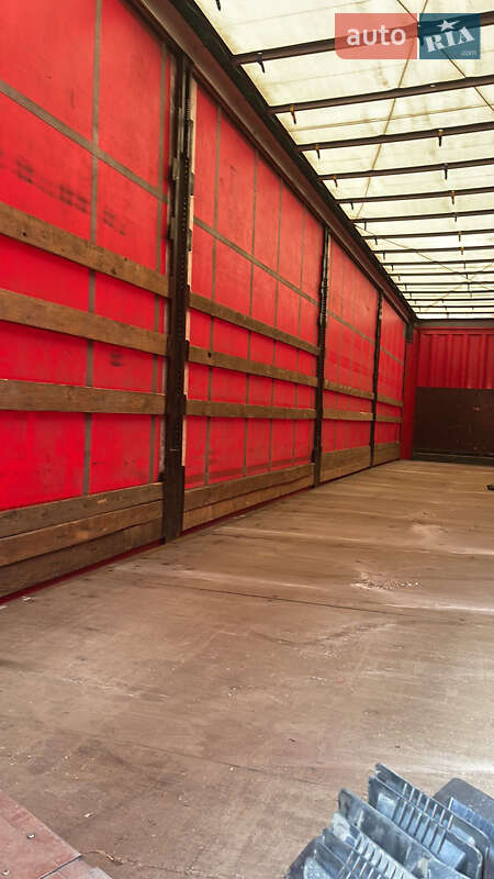 Тентований борт (штора) - напівпричіп Krone SD 2014 в Шепетівці