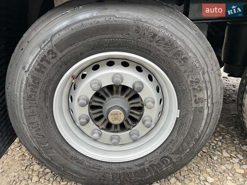 Рефрижератор полуприцеп Krone SD 2016 в Черновцах