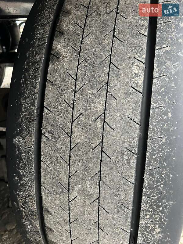 Рефрижератор полуприцеп Krone SD 2016 в Черновцах