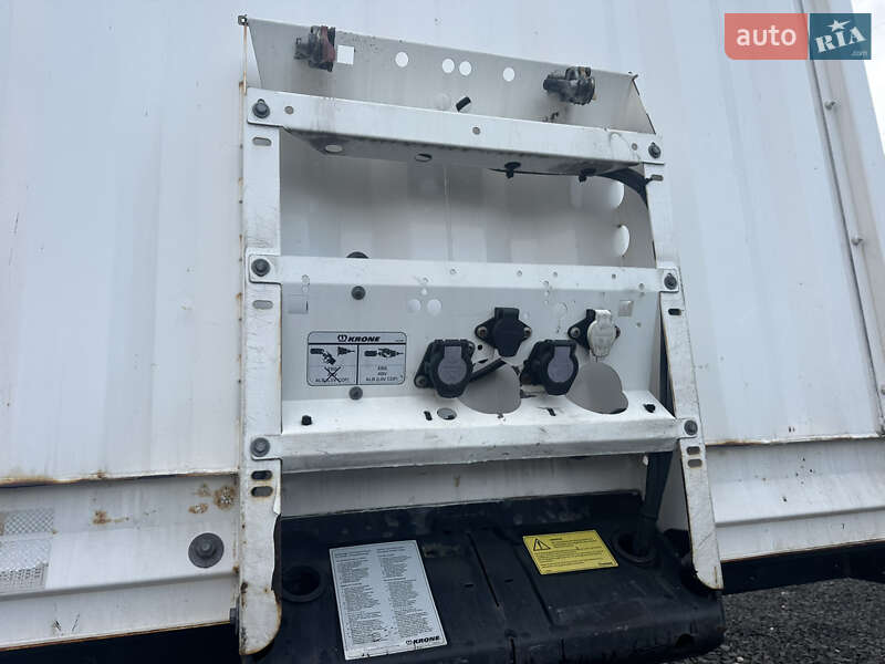 Фургон полуприцеп Krone SD 2017 в Луцке