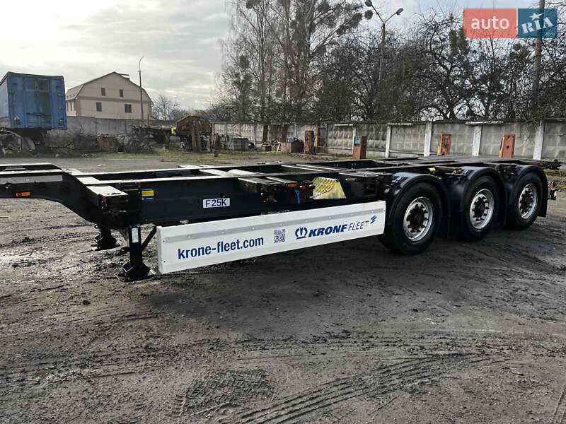 Контейнеровоз Krone SD 2014 в Луцке