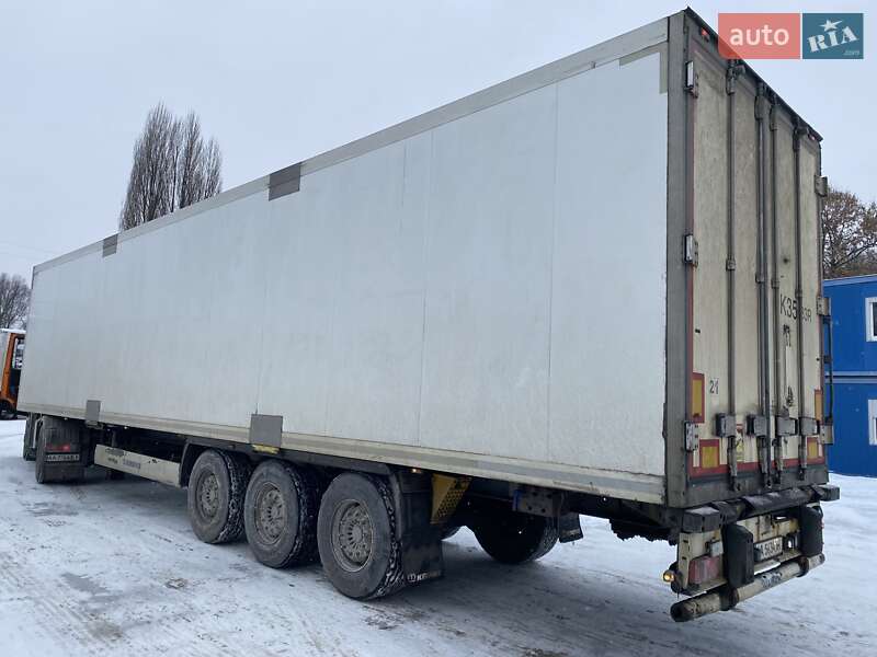 Рефрижератор напівпричіп Krone SD 2012 в Києві