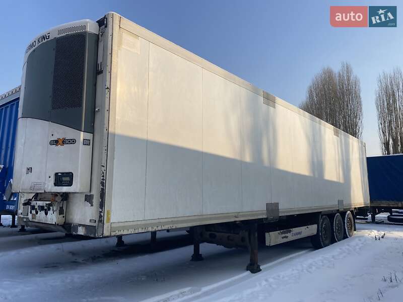 Рефрижератор напівпричіп Krone SD 2012 в Києві